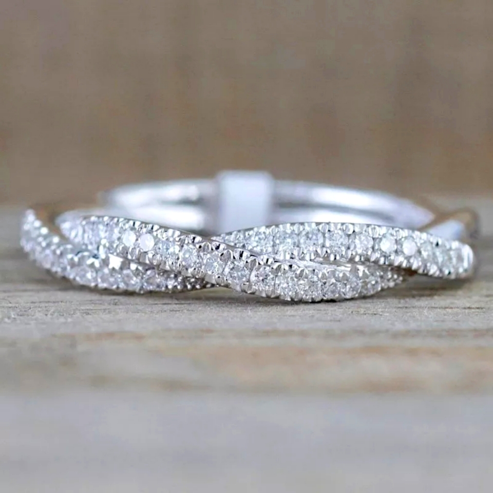 Delicate Silver Interlaced Ring